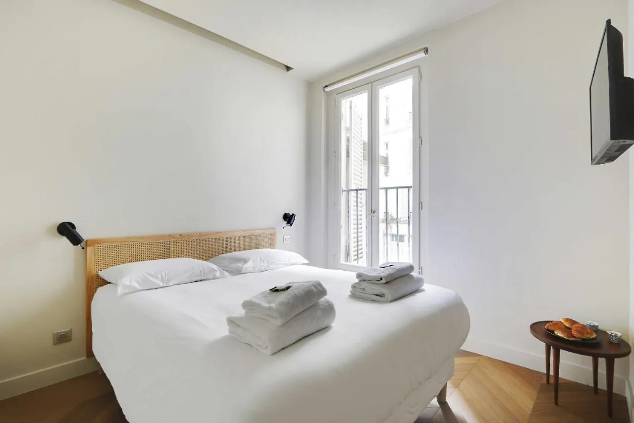 Classy Appartement - Montmartre Paris Apartment