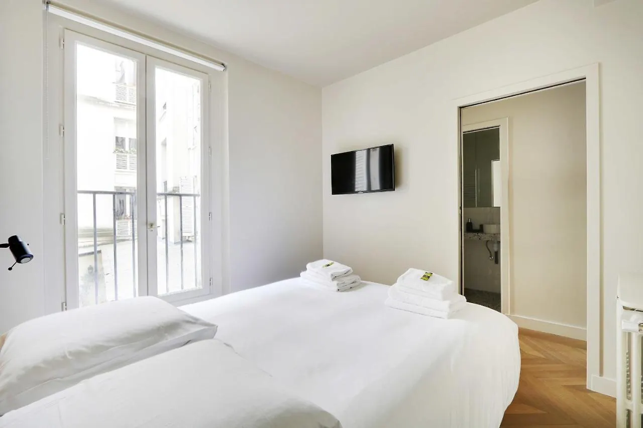 Classy Appartement - Montmartre Paris Apartment